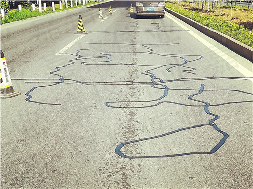 道路路面贴缝带